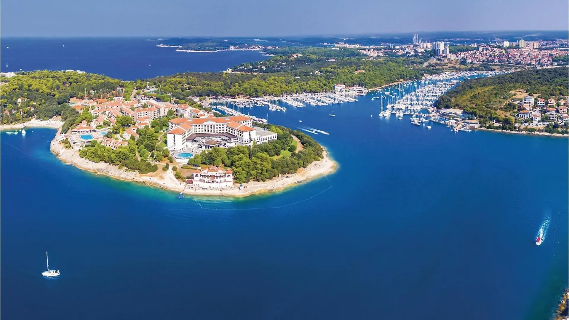 Cozy Apartment In Pula With Wifi Hırvatistan